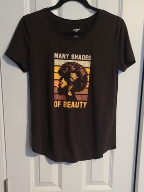 Many Shades of Beauty Graphic Tee - Black